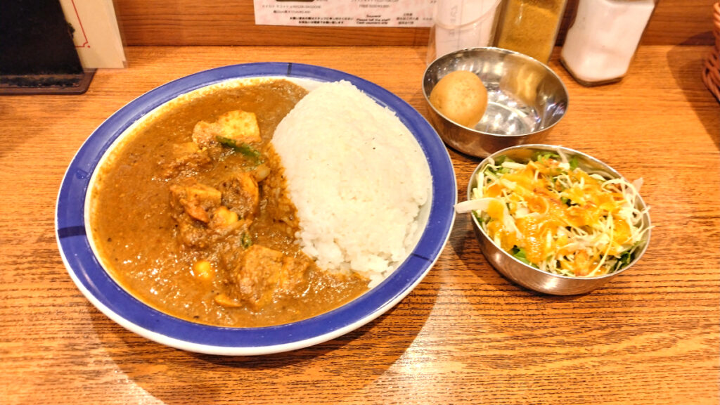 エチオピア秋葉原店のポークカレー 辛さ1の実食レビュー