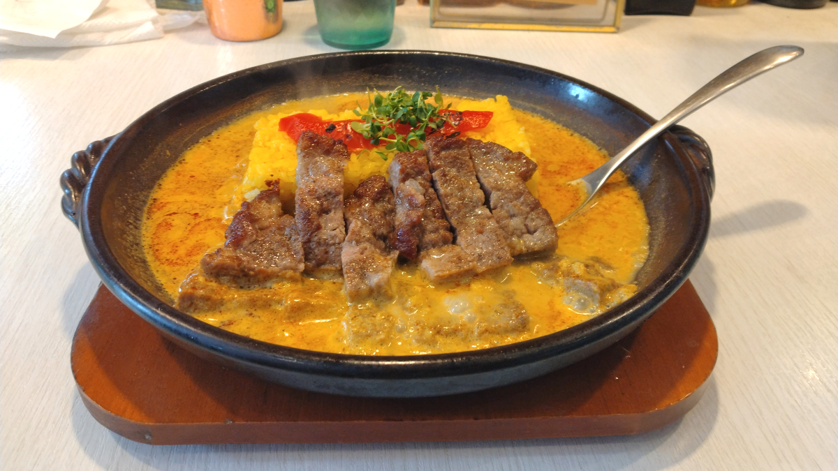 ＆スリランカTOKYO 豚肩ロースステーキカレー